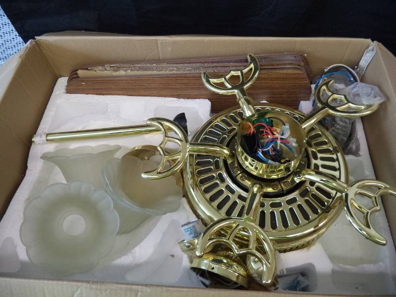 lot 2726 image: Ceiling Fan