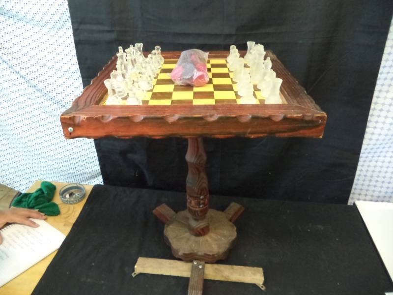 lot 2729 image: Chess & Checkers Table