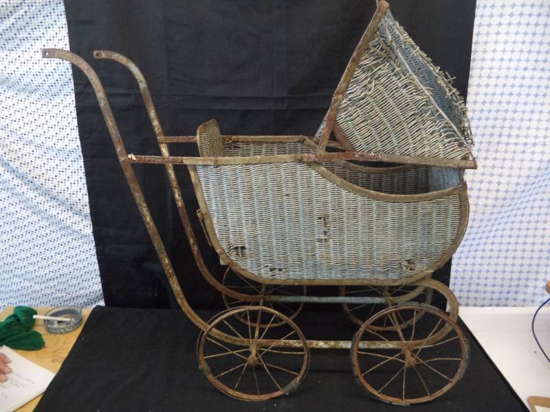 lot 2731 image: Antique Baby Stroller