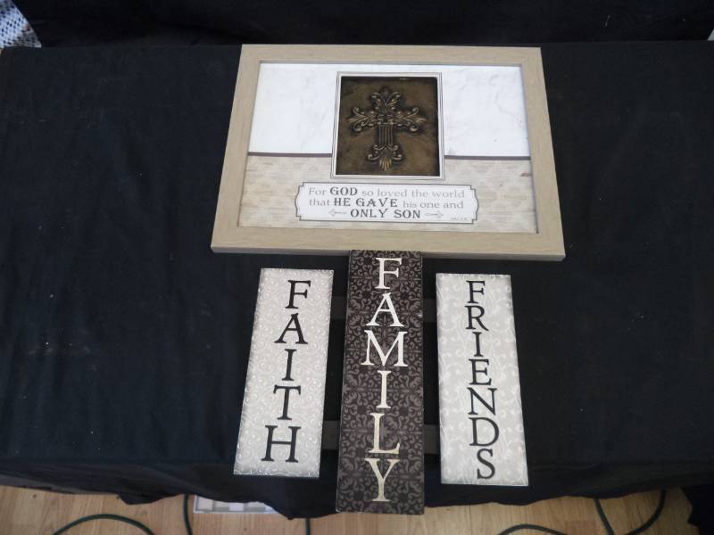 lot 2740 image: John 316 Picture & Faith, Family, & Friends Wall Hanging