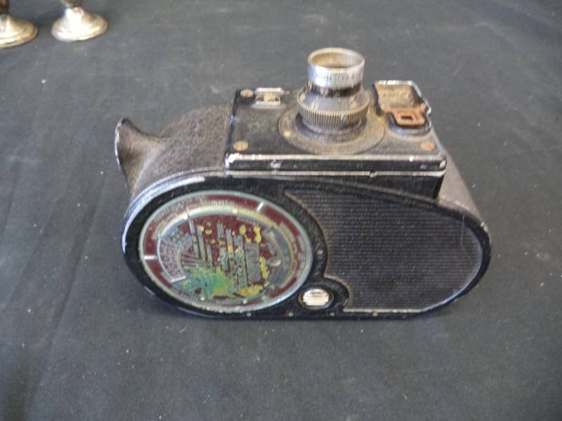lot 2747 image: Filmo Sportster Camera, Bell & Howell Company