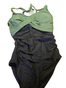 lot 20144 image: B2PRITY Summer Beach Swimsuit One Piece Size Small - Retail $25