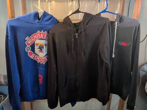 lot 88 image: Lot of 3 Hoodies - Wichita Soccer, Black Zip-Up & Embroidered Radish Pullover Size S,M
