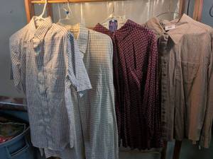 lot 92 image: Mixed Lot of Mens Button-Up Dress Shirts Size S XL,L