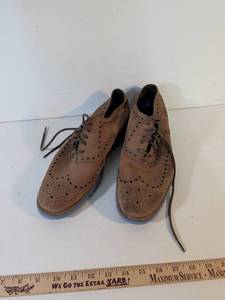 lot 179 image: Mens Wingtip Oxford Shoes Size 10M C29673 Blue Sole