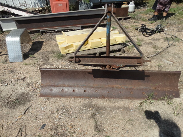 lot 5535 image: 3 point blade for tractor