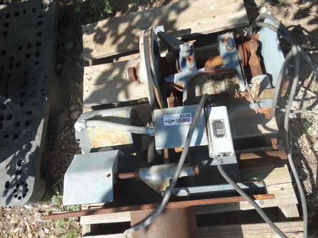 lot 5539 image: Allen Bradley industrial equipment w stand