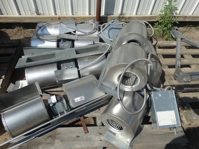 lot 5570 image: Pallet of 8 new double squirrel cage fans