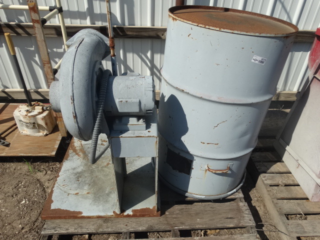 lot 5572 image: 50 gallon commercial drum master vacuum