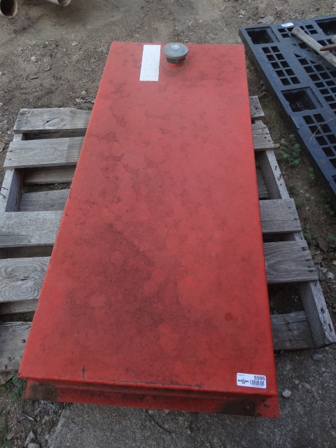 lot 5595 image: Metal gas tank