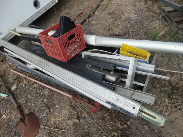 lot 5686 image: Lot of various scrap metal