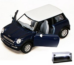 lot 6196 image: Mini Cooper Diecast in Case Green