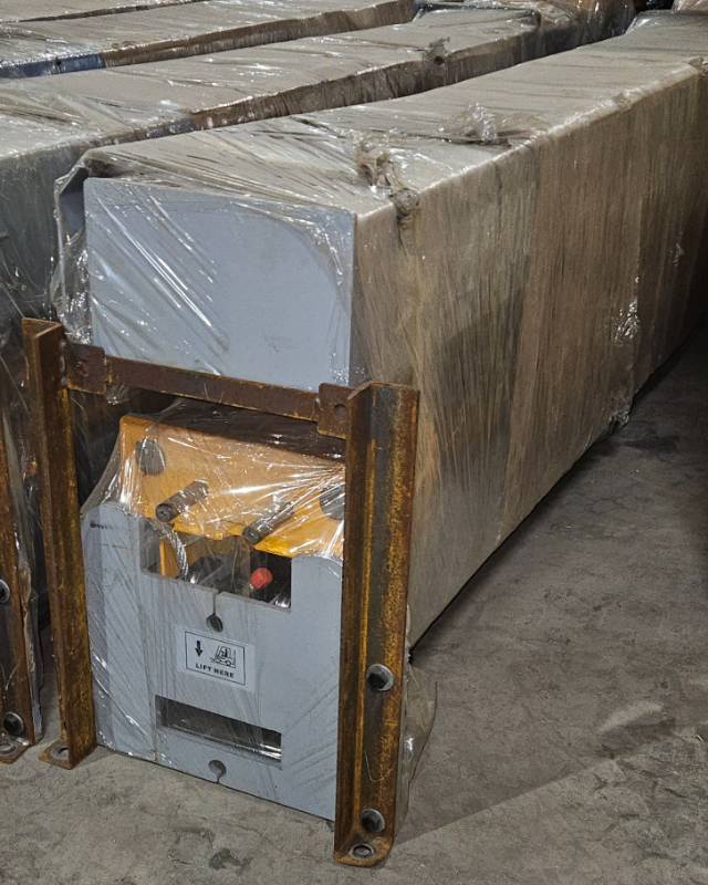 lot 5154 image: Unused IRTPL Gray 10000 Pound Electric Control Two Post Lift