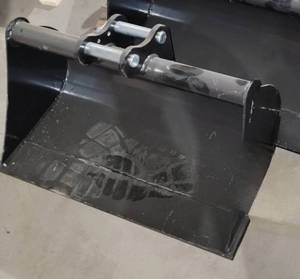 lot 5258 image: Unused 24in Mini Excavator Bucket fits 1-2 ton