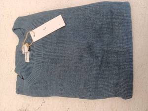 lot 34887 image: Ymowomens & Jane Sweater Teal, Size Large