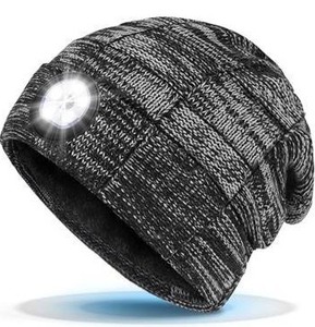 lot 34891 image: LED Light-Up Knit Beanie Hat