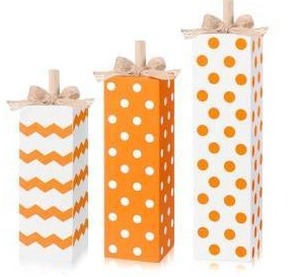 lot 34901 image: Orange Polka Dot Fall Decorative Block Set