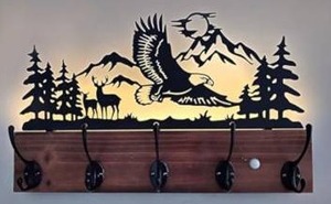 lot 34920 image: Mountain Wildlife Scene Coat Rack