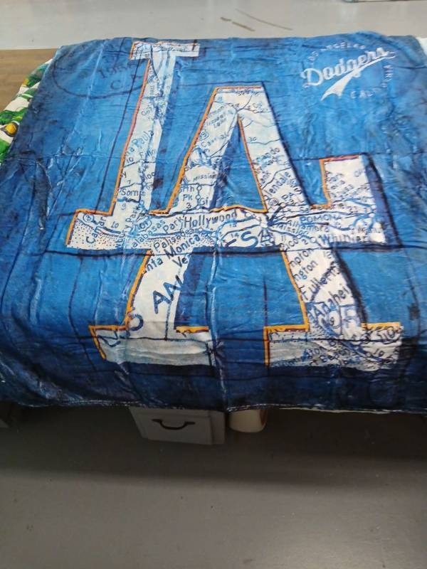 lot 42361 image: LA Dodgers Baseball Blanket 40 inches x 50 inches  - Retail $25