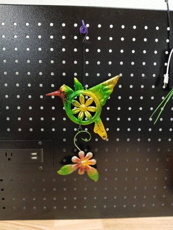 lot 40379 image: Decorative Hummingbird and Flower Metal Wind Chime - Retail $24