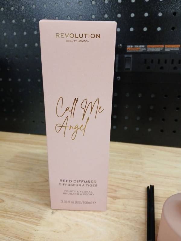 lot 39939 image: Revolution Beauty Call Me Angel Reed Diffuser - Retail $12