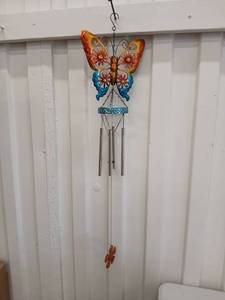lot 40471 image: Decorative Butterfly Wind Chime - Retail $15