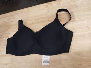 lot 40497 image: Seamless comfort Bra. Medium  - Retail $15