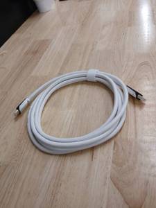 lot 40498 image: Ultra High Speed HDMI Cable - Retail $14