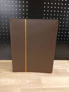 lot 40501 image: Professional 3-Ring Binder with Gold Accent - Retail $15