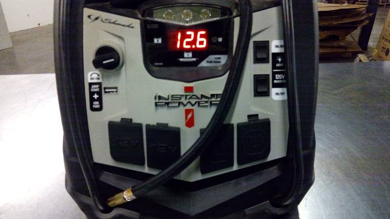 lot 2272 image: Schumacher Instant Power 1200 Peak amp battery charger