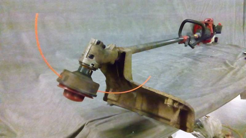 lot 2291 image: Troy-Bilt 2-cycle model tb35ec gas weed eater
