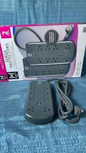 lot 6055 image: Members Mark Surge Protector Bundle With USB (INCOMPLETE) - Retail $67