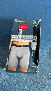 lot 7044 image: Hanes Mens Boxer Briefs Size XL 5 Pack
