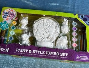 lot 7047 image: Disney Stitch Paint & Style Jumbo 29pc Craft Set
