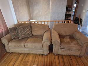 lot 101 image: Southwestern Style Loveseat and Chair with Decorative Throw Pillows