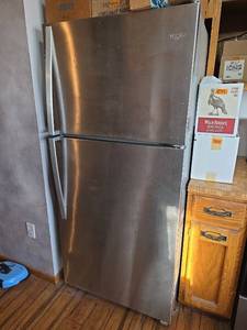 lot 115 image: Whirlpool Stainless Steel Refrigerator