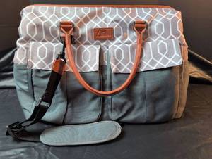 lot 238 image: Arctic Zone Geometric Pattern Cooler with Leather Trim