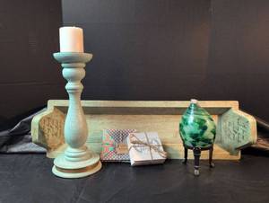lot 247 image: Decorative Home Accent Collection with Handwritten Details