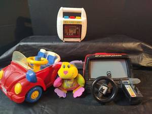 lot 289 image: Vintage 1980s Tomy Toys Collection