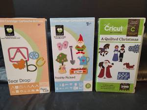 lot 293 image: Cricut Cartridge Bundle - Garden & Christmas Themes