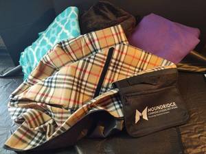 lot 326 image: Assorted Lap Blankets Including Moundridge Communications Promotional Insulated Lap Blanket
