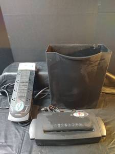 lot 393 image: Panamax Power Strip & Paper Shredder Bundle