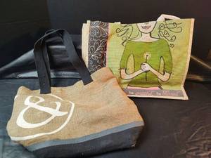 lot 397 image: Burlap Tote Bags, One with Inspirational Quote