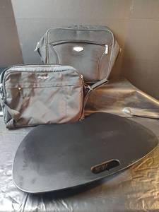 lot 398 image: Eddie Bauer and Protocol ComputerLaptop Bags and  Lap Desk