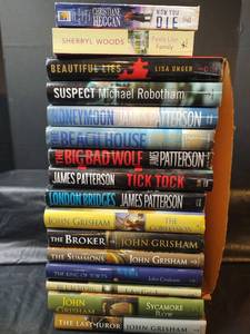 lot 417 image: Popular Authors Hardcover Book Collection