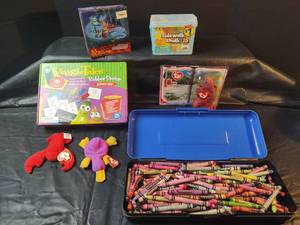 lot 443 image: Kids Activity Collection Bundle