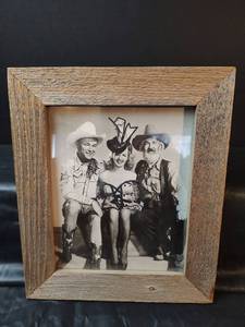lot 453 image: Vintage 1940s Western Entertainment Photograph in Barnwood Frame