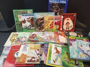 lot 494 image: Childrens Picture Book Collection