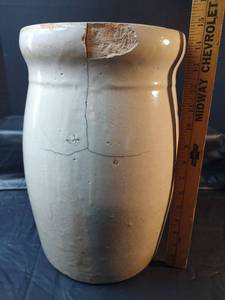 lot 504 image: 3 gal Crock Jug