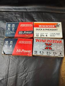 lot 529 image: Winchester & Federal 12 Gauge Shotgun Shell Collection